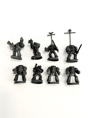 Set of 8 Vintage Games Workshop Warhammer 40K Space Marine Miniatures 1991